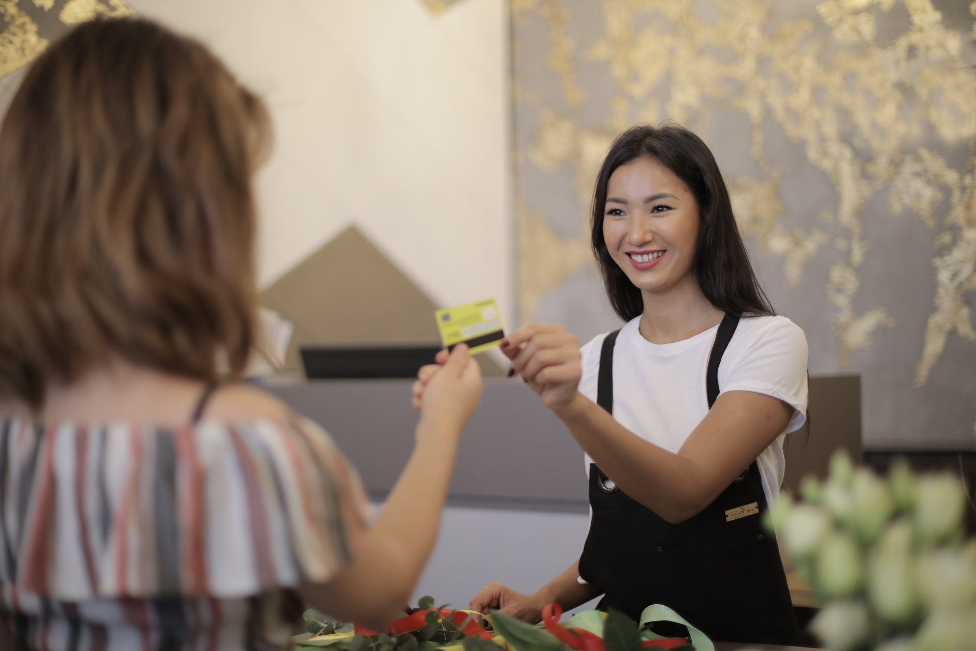 Woman Paying With Credit Card 3933649