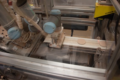 Universal Robots Coty Cognex Inspection