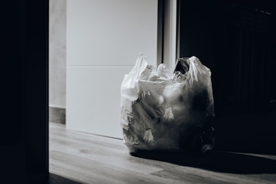 Trash Near Door 1549528