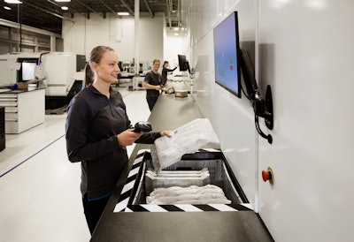 Attabotics Pick Station