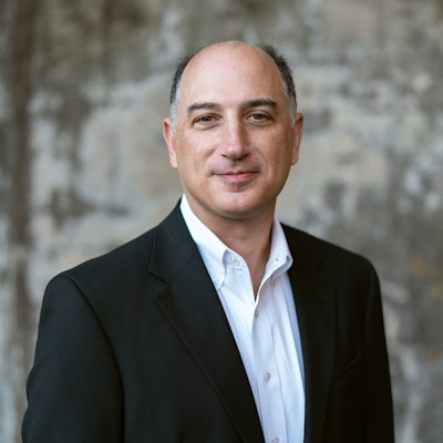 Richard Headshot