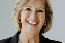 Linda Headshot